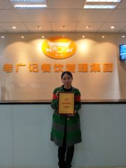 来自广州的秦老板加盟老广记牛杂